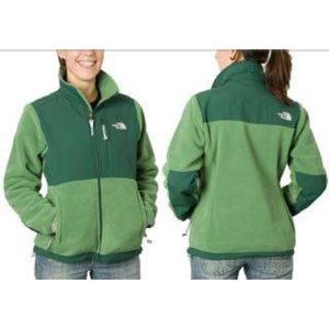 NWOT barely worn North Face jacket